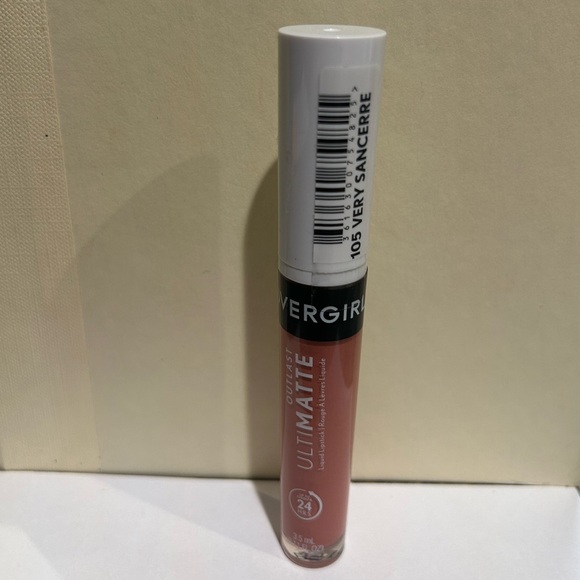 COVERGIRL Other - COVERGIRL Outlast Ultimatte Lipstick - Very Sancerre